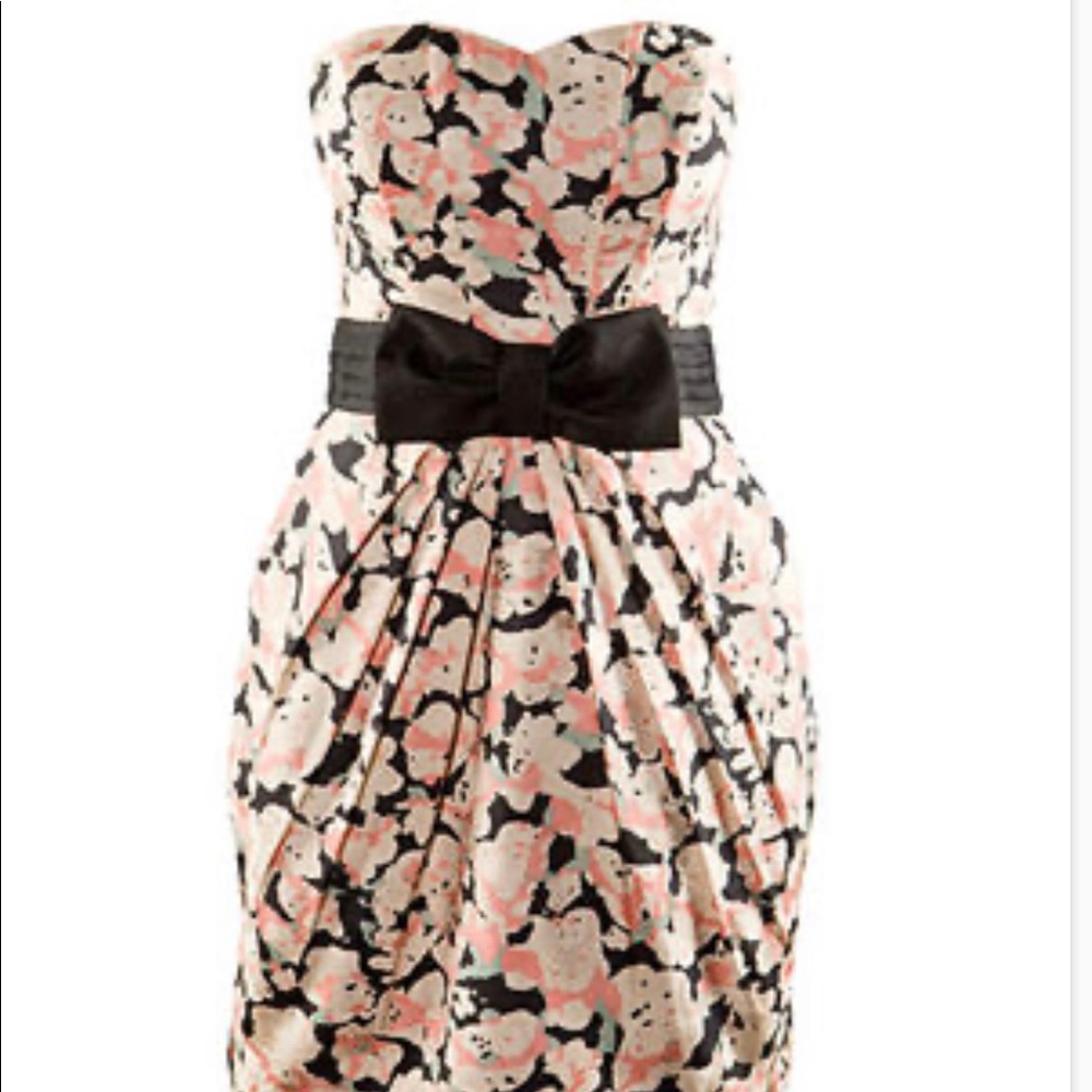 H&M strapless floral strapless dress with pockets